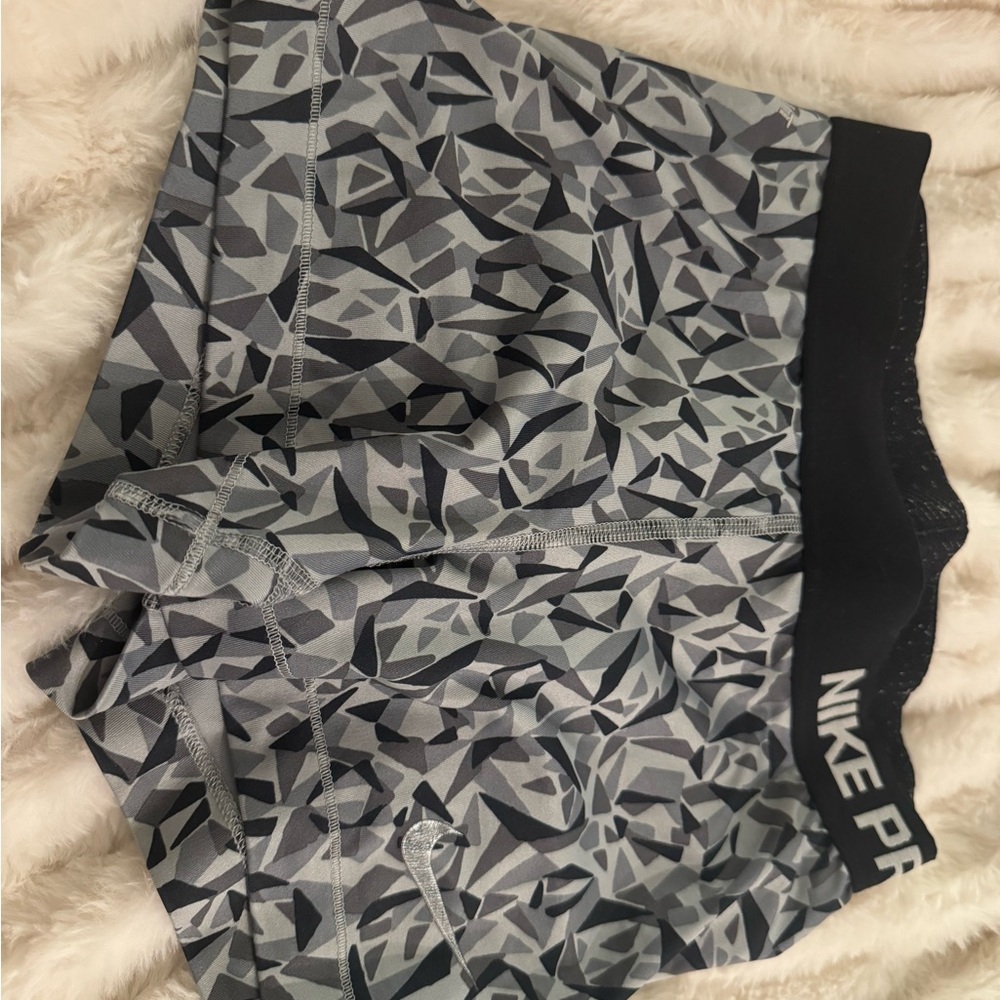 Nike Women's Athletic Shorts - Gray Pattern